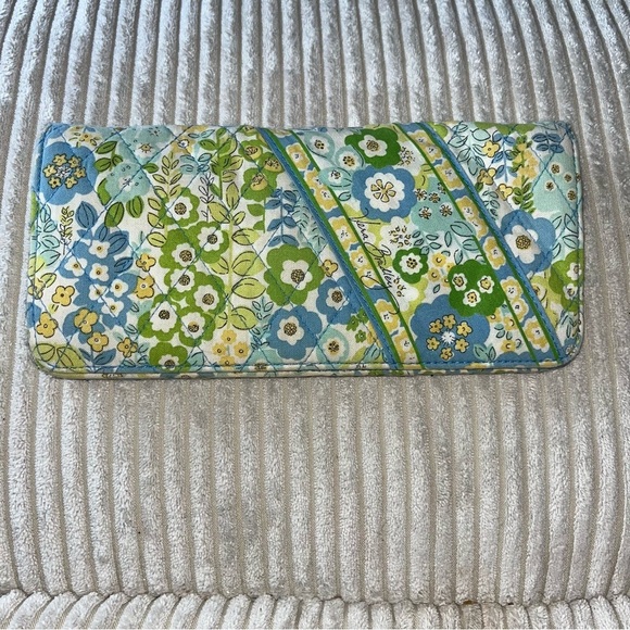 Vera Bradley Travel Wallet in English Meadow blue yellow green floral - Picture 2 of 7